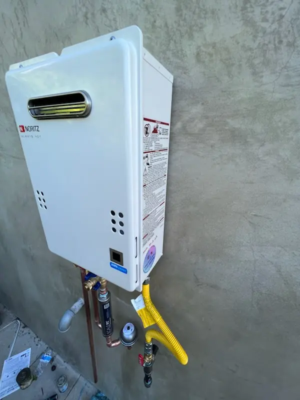 Tankless water heater installation for Elkridge homes